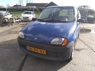 Salvage car Fiat Seicento Seicento (187) Hatchback 1.1 S,SX,Sporting,Hobby,Young (176.B.2000) [40kW]  (01-1998/01-2010) 1999/11