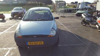 uszkodzony samochody osobowe Ford Ka Ka I Hatchback 1.3i (J4D) [44kW]  (09-1996/11-2008) 2001/4