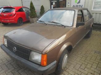 dommages fourgonnettes/vécules utilitaires Opel Kadett d 1981/1