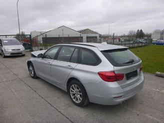 damaged caravans BMW 3-serie BUSINESS PACK 2019/1
