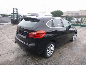 damaged commercial vehicles BMW 2-serie 225E IPERFORMANCE XD 2019/8