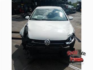 Voiture accidenté Volkswagen Golf Golf VII (AUA), Hatchback, 2012 / 2021 1.2 TSI 16V 2014/11