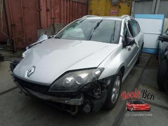 disassembly commercial vehicles Renault Laguna  2011/5