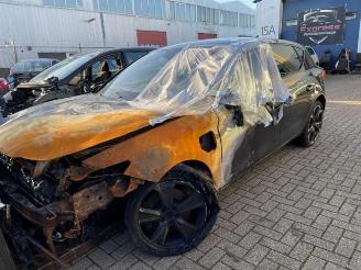 Damaged car Cupra Leon Leon (KLCB), Hatchback, 2020 1.4 TSI e-Hybrid 16V 2021/4