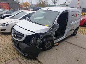 damaged passenger cars Mercedes Citan Citan (415.6), Van, 2012 / 2021 1.5 108 CDI 2015/12