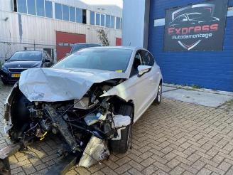 uszkodzony samochody osobowe Seat Ibiza Ibiza V (KJB), Hatchback 5-drs, 2017 1.0 MPI 12V 2019/2