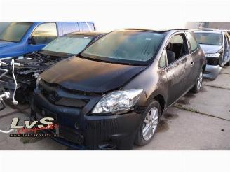 uszkodzony samochody osobowe Toyota Auris Auris (E15), Hatchback, 2006 / 2012 1.33 Dual VVT-I 16V 2009/12
