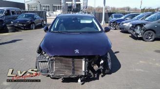 Auto incidentate Peugeot 308 308 SW (L4/L9/LC/LJ/LR), Combi 5-drs, 2014 / 2021 1.6 BlueHDi 120 2015/9