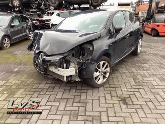 uszkodzony samochody ciężarowe Renault Clio Clio IV (5R), Hatchback 5-drs, 2012 1.5 dCi 75 FAP 2016/6