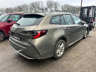 damaged commercial vehicles Toyota Corolla 1.8 hybride 2020/2